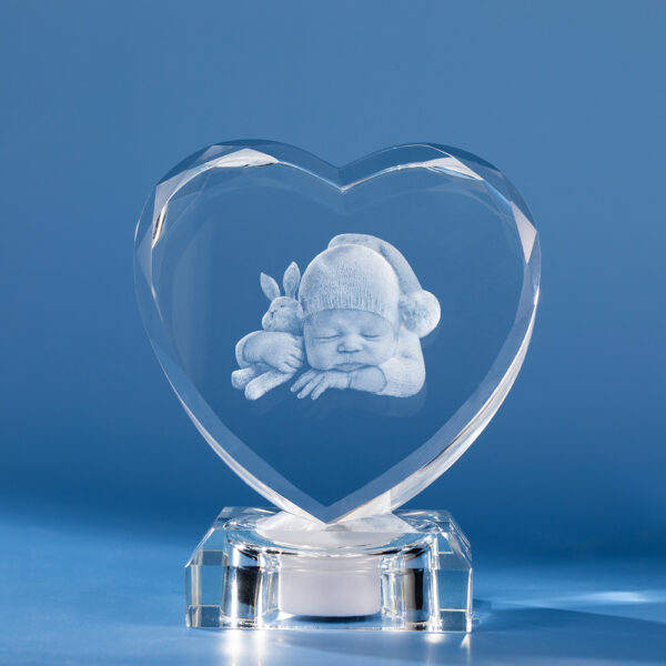 3D Heart-Shaped Crystal - Image 2