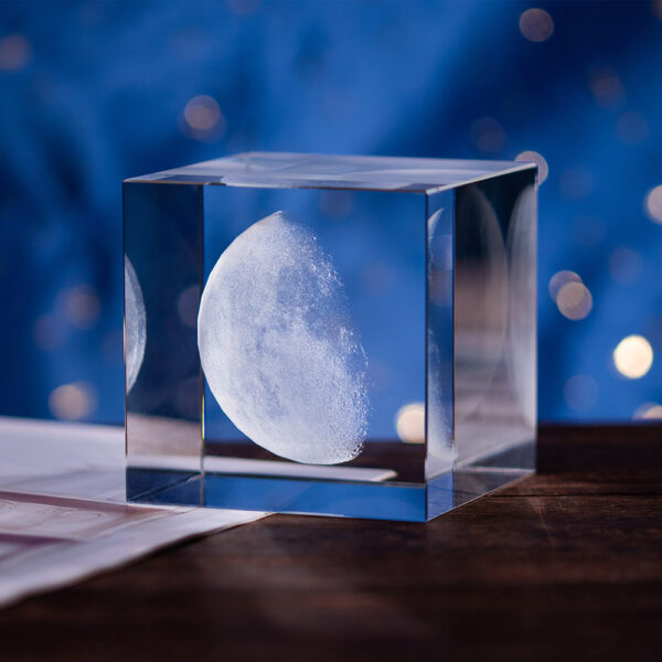 3D Moon Phases Crystal - Image 5